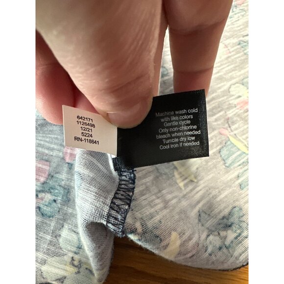 Lane Bryant Womens Floral Smocked Ruffle Tank Top Size 22/24 - Picture 9 of 10